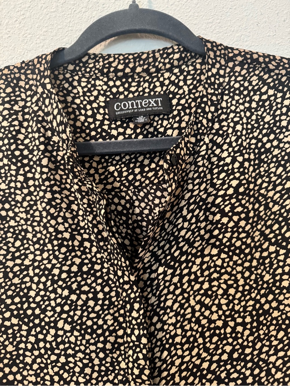 Context Black and Cream Speckled V-Neck tunic with slits on both sides